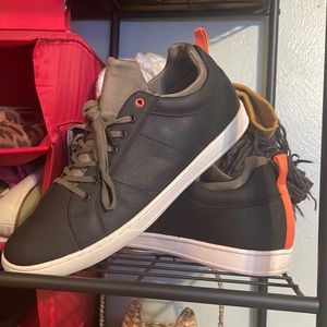 ALDO Men’s Casual Sneakers Size 12 EUC Navy with Olive Green ✌️